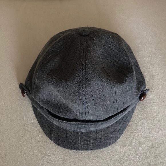Cute grey cotton cap - Picture 1 of 5